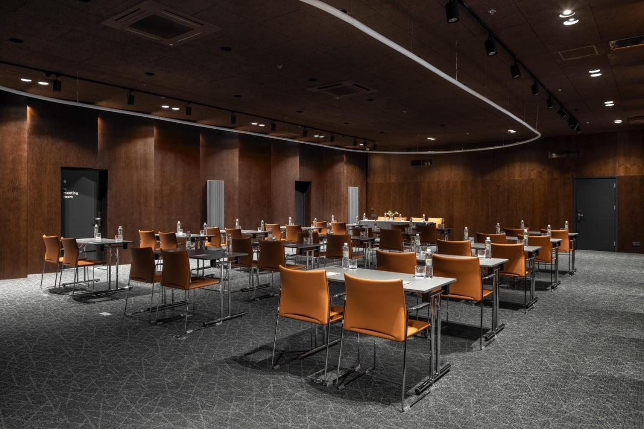 City Inn Lviv Smart Hotel Vynnyky Eksteriør billede