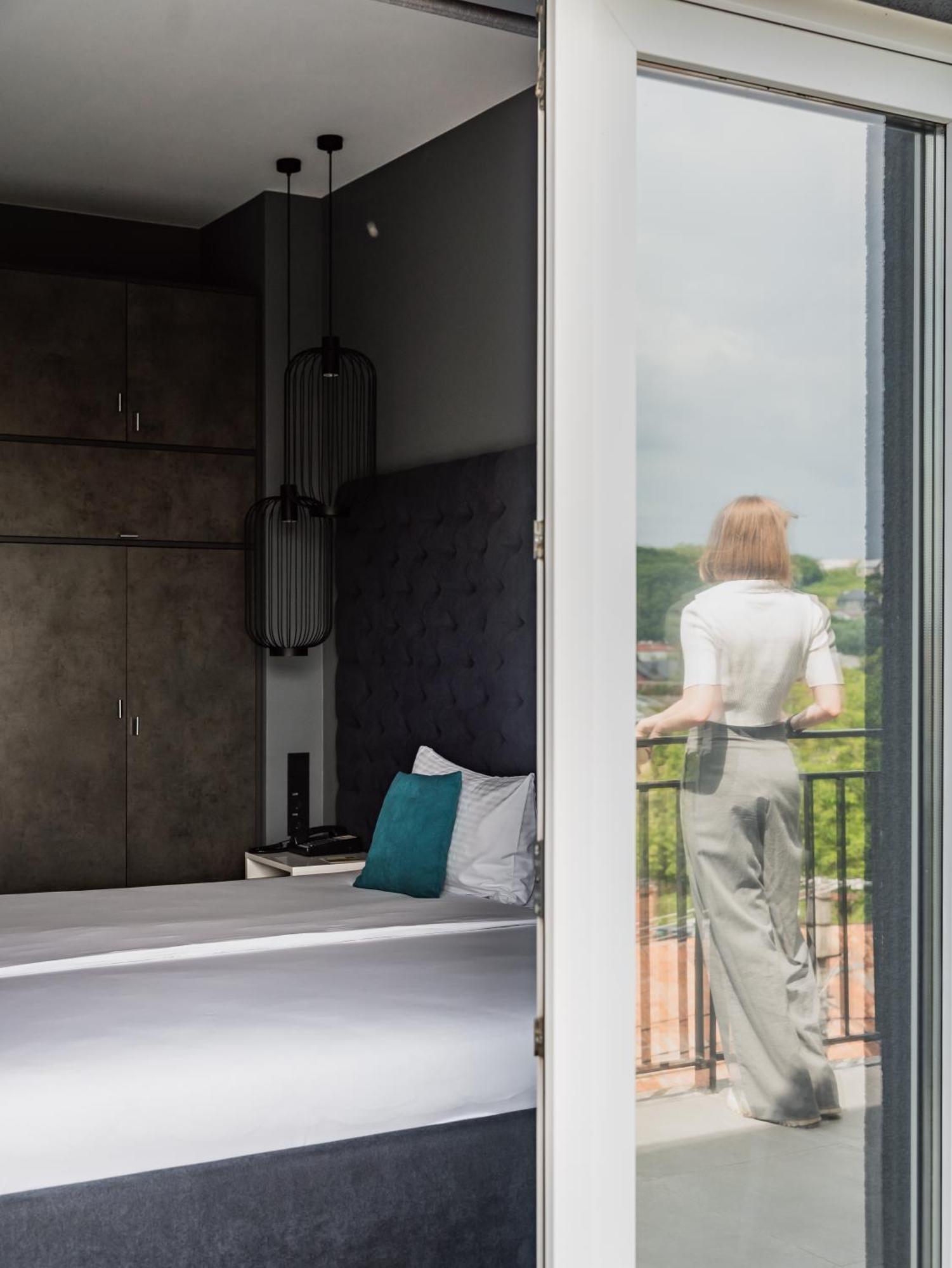 City Inn Lviv Smart Hotel Vynnyky Eksteriør billede