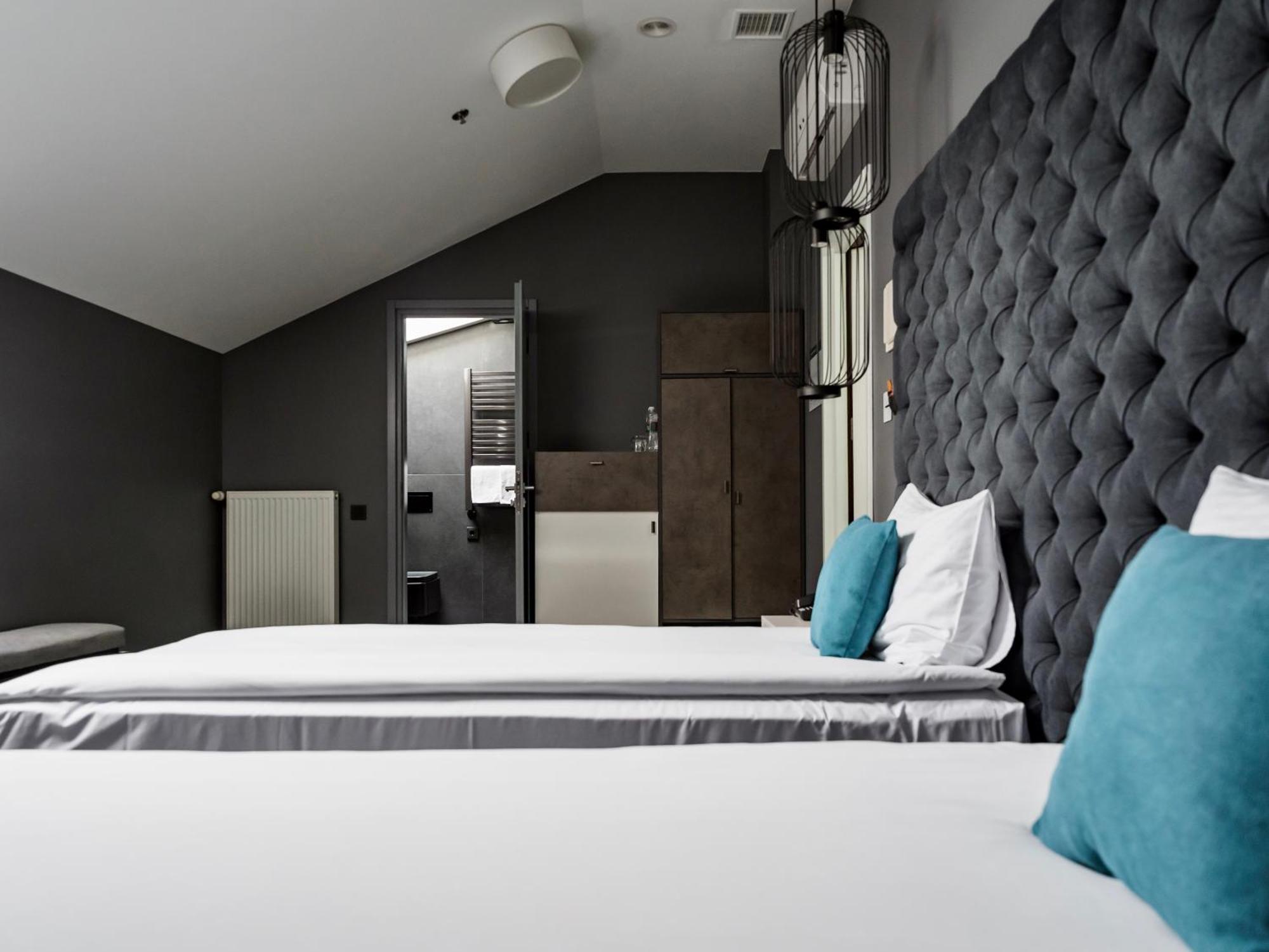 City Inn Lviv Smart Hotel Vynnyky Eksteriør billede